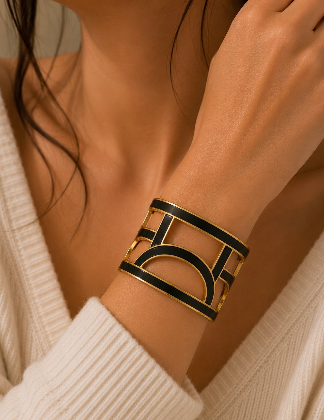 Bracelet Manchette Géométrique Noir & Doré