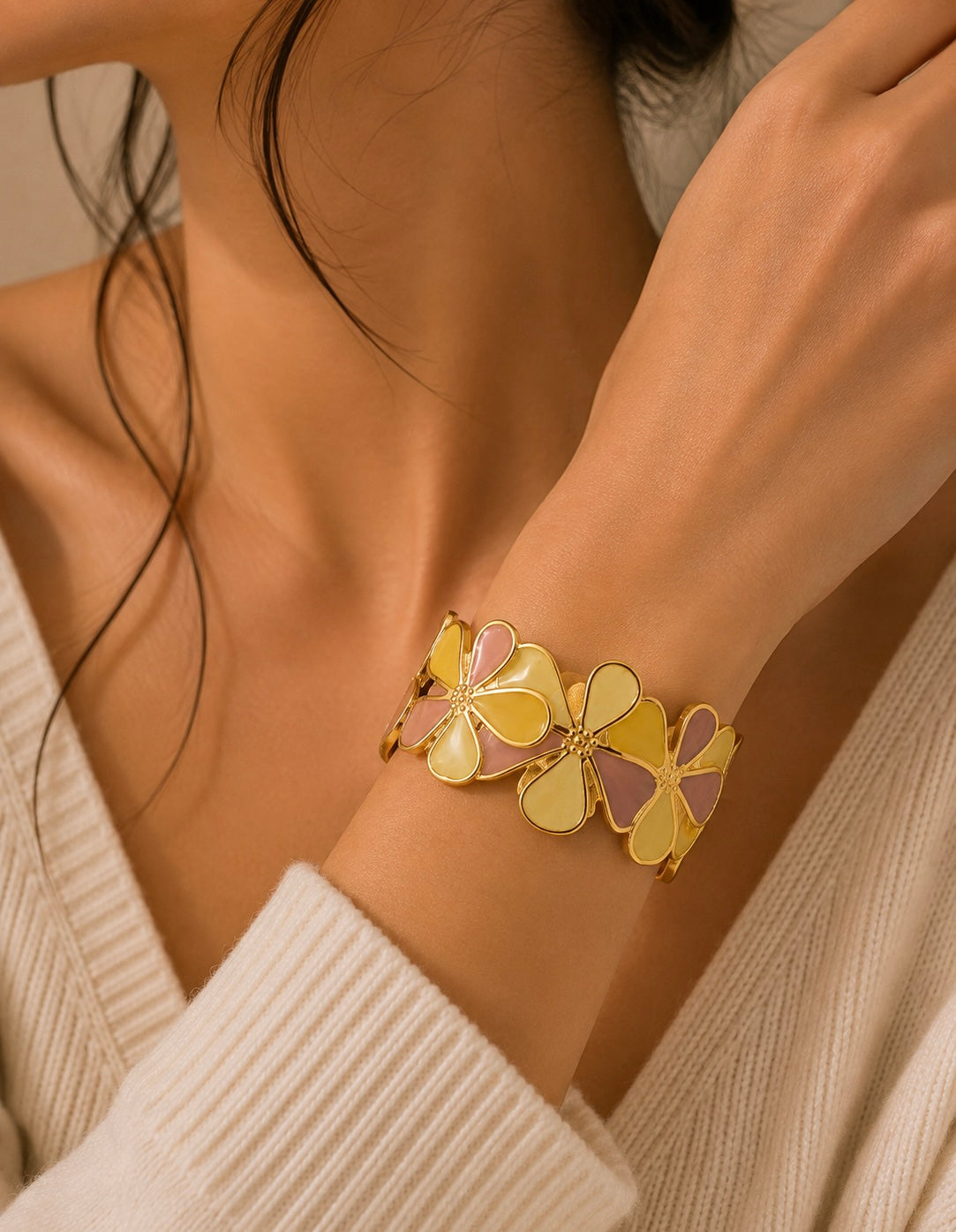 Bracelet Fleurs Pastel Élégance Dorée