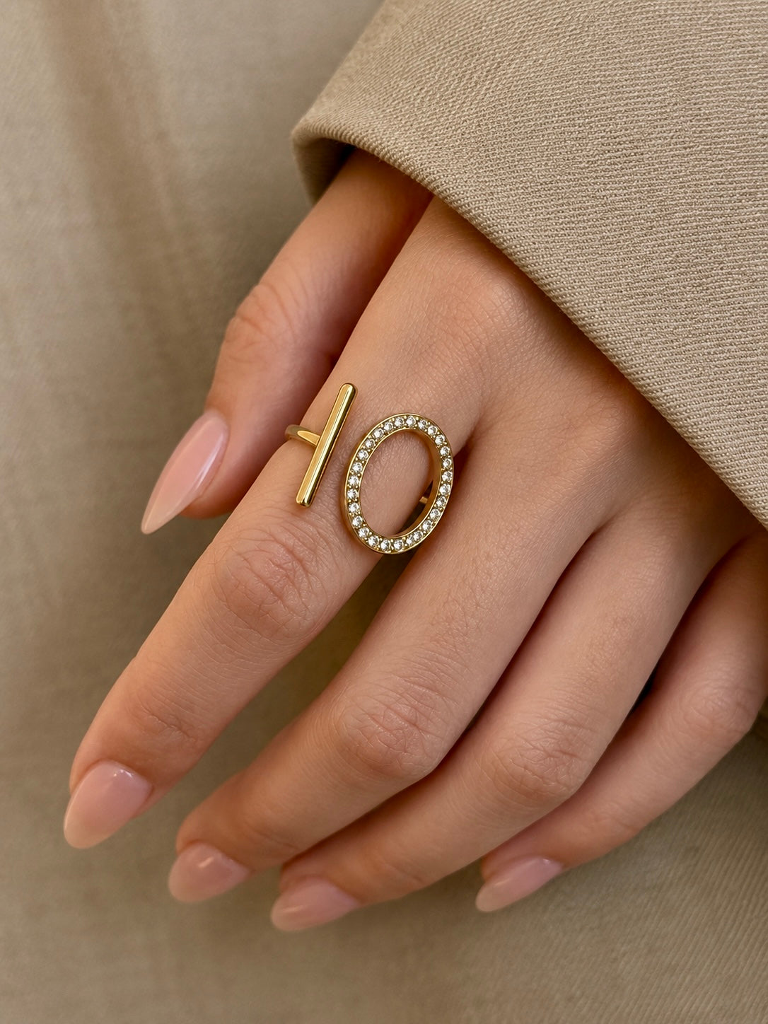 💍 Bague Ovale Élégance