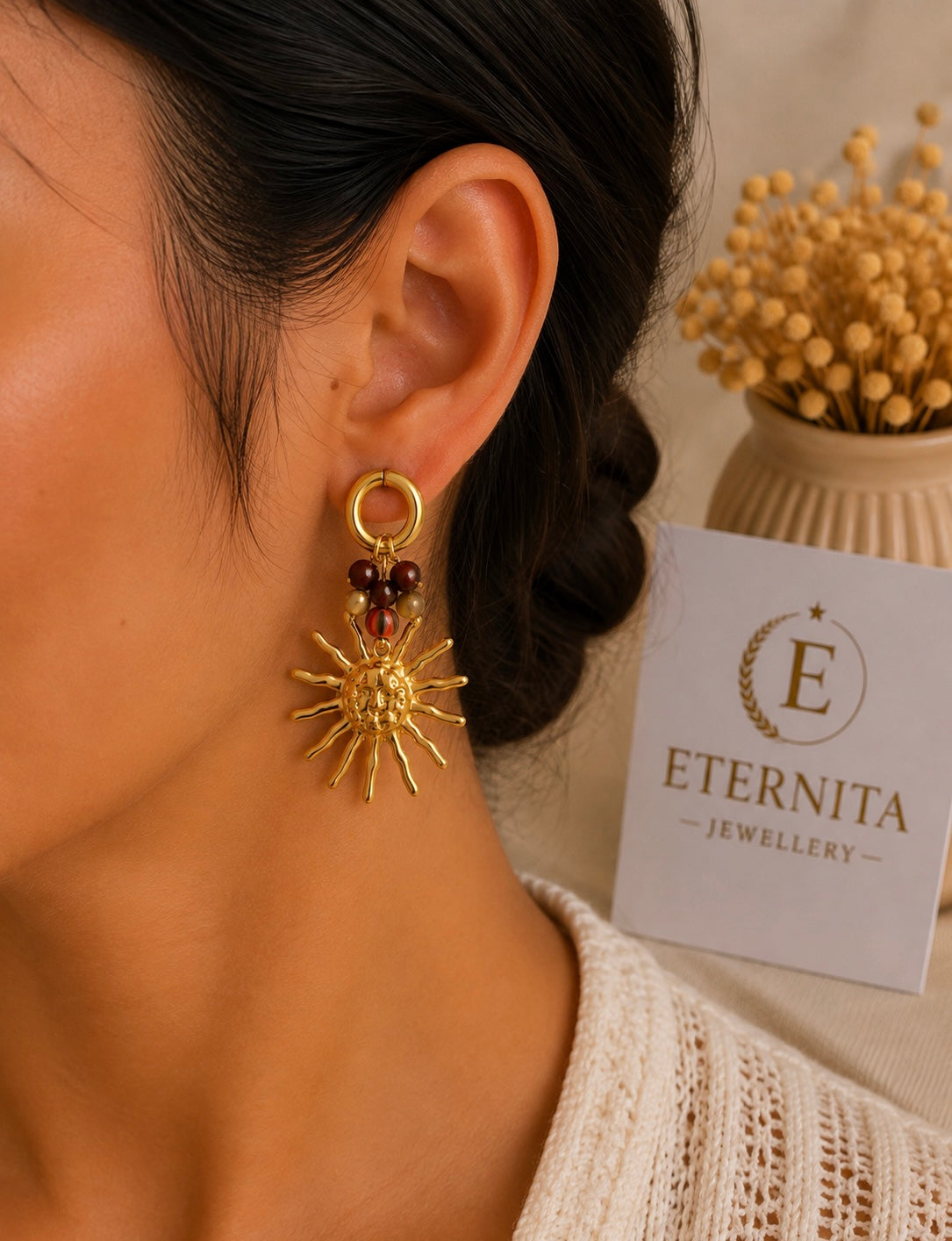 Boucles d’Oreilles Soleil Doré & Perles Bordeaux